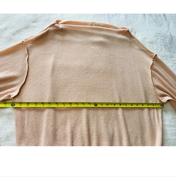 NWT Free People We The Free Main Squeeze Hacci Top - Picture 5 of 7